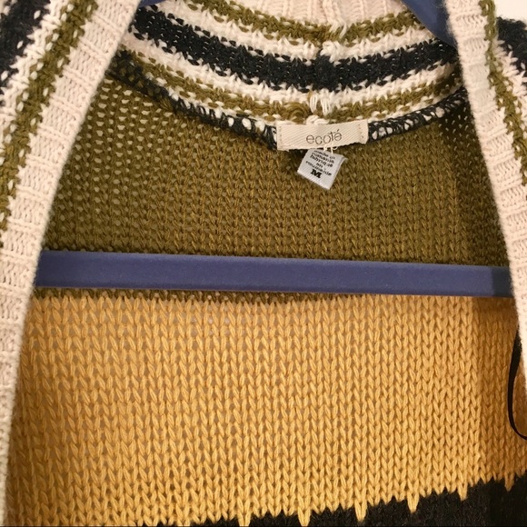 Urban Outfitters sweater shawl/cardigan - Picture 3 of 5